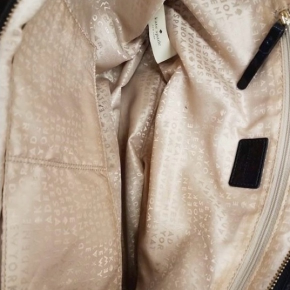 Kate Spade Harmony Black Hearts Patent Leather Tote Purse 11x10x6 - Picture 7 of 7